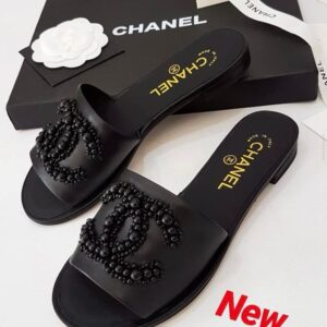 Pearl Chanel Slides | Luxe Store